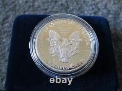 Lot(3) 2007/2010/2012 Us Mint W American Eagle One Oz 99.9% Silver Proof Coins
<br/> 
	  <br/>	 	 	Translation: Lot(3) 2007/2010/2012 Us Mint W American Eagle One Oz 99.9% Silver Proof Coins